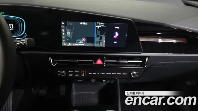 Kia Niro The All New Niro Prestige — Фото автомобиля 12