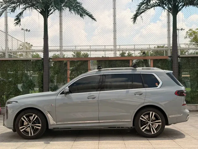 BMW X7 — Фото автомобиля 7