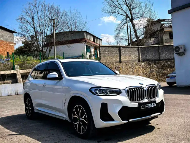 BMW X3 — Фото автомобиля 3