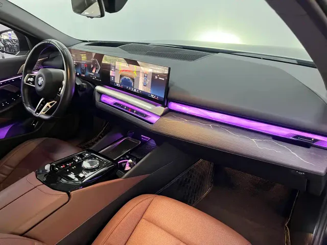 BMW 5 Series — Фото автомобиля 13