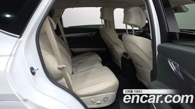 Genesis GV80 — Фото автомобиля 17