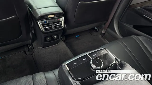 Kia K8 Hybrid — Фото автомобиля 18