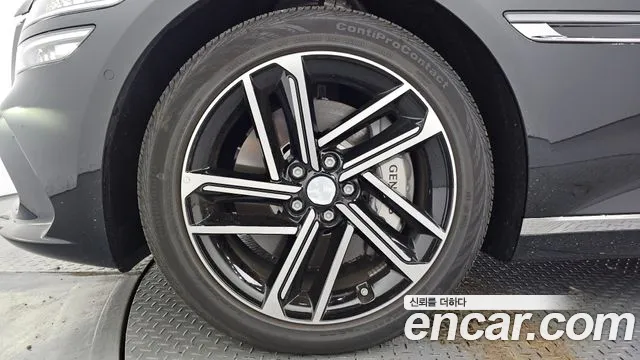 Genesis G80 Бензин 2.5 турбо AWD — Фото автомобиля 5