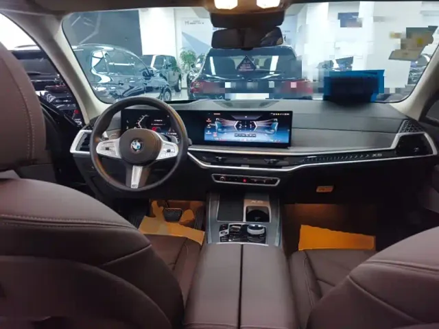 BMW X5 — Фото автомобиля 9