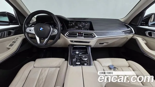BMW X7 — Фото автомобиля 7