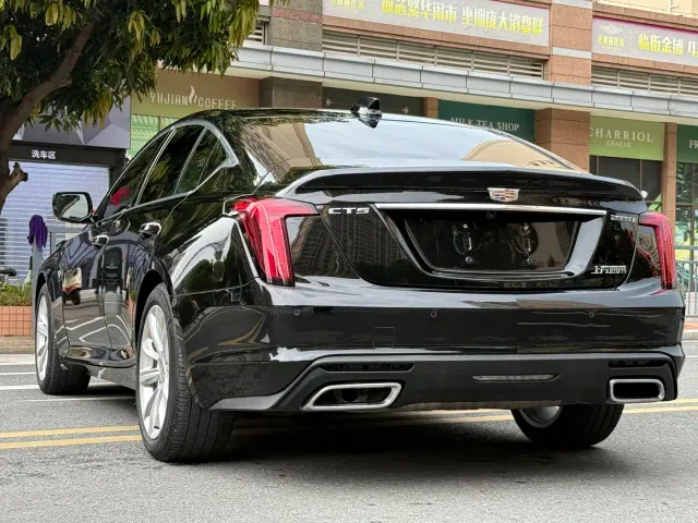 Cadillac CT5 — Фото автомобиля 5