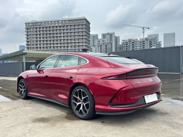 IM Motors L6 — Фото автомобиля 4