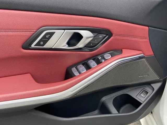 BMW 3 Series — Фото автомобиля 14