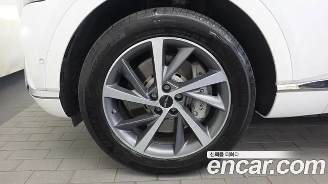 Genesis GV80 — Фото автомобиля 5