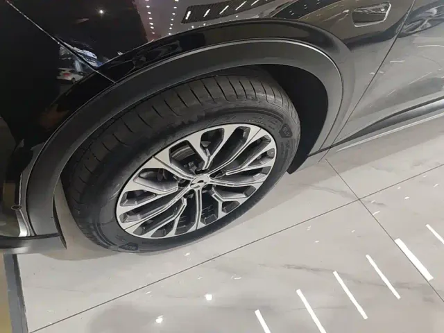 Nio EC6 — Фото автомобиля 22