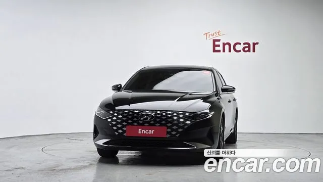 Hyundai Grandeur Grandeur (New) Hybrid — Фото автомобиля 3