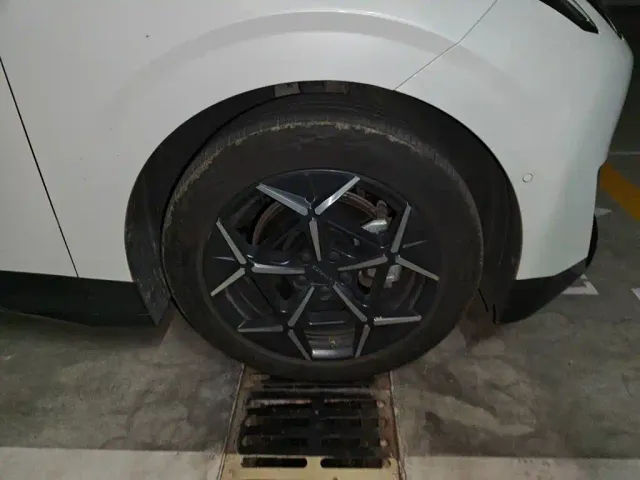Lynk & Co Lynk & Co Z20 2025 530km RWD Max — Фото автомобиля 25