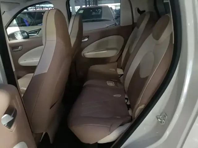 Wuling Hongguang Mini EV — Фото автомобиля 16