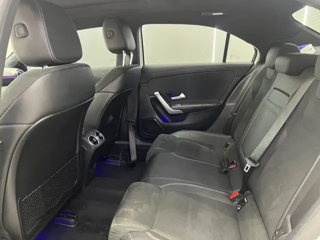 Mercedes-Benz A-Class — Фото автомобиля 10
