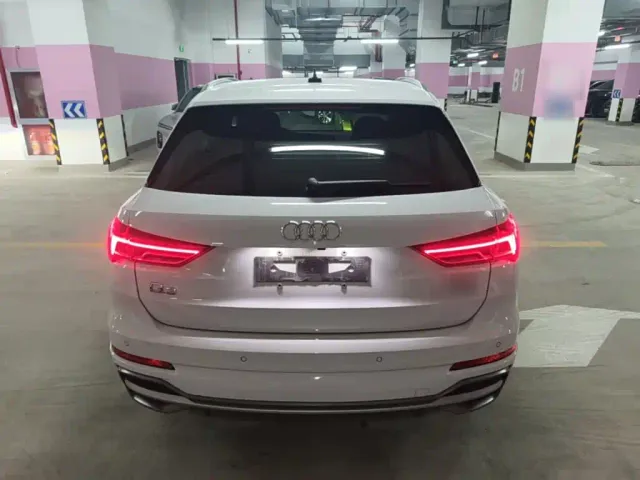 Audi Q3 — Фото автомобиля 5