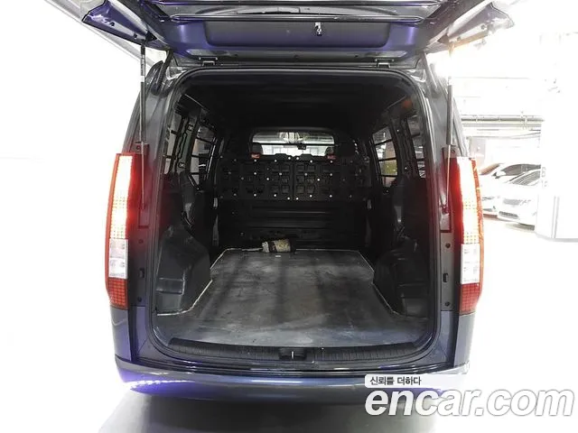 Hyundai Staria Staria Карго 3 места — Фото автомобиля 5