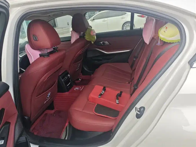 BMW 3 Series — Фото автомобиля 7