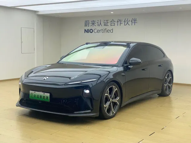 Фотография автомобиля — Nio ET5 Touring