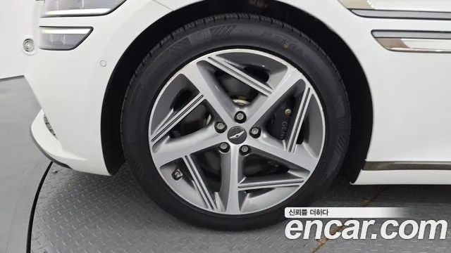 Genesis G80 Бензин 2.5 турбо AWD — Фото автомобиля 5