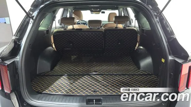 Kia Sorento — Фото автомобиля 20
