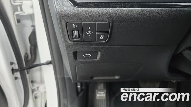Kia K5 Новый K5 3 поколение 2.0 LPi(Для проката) — Фото автомобиля 14