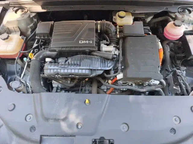 BYD Qin PLUS — Фото автомобиля 16