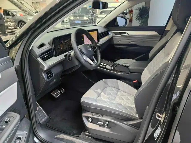 Volkswagen Talagon — Фото автомобиля 6