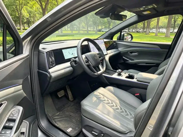 BYD Song L DM-i — Фото автомобиля 8