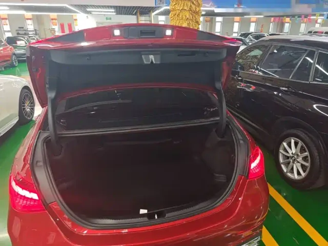 Mercedes-Benz C-Class — Фото автомобиля 18