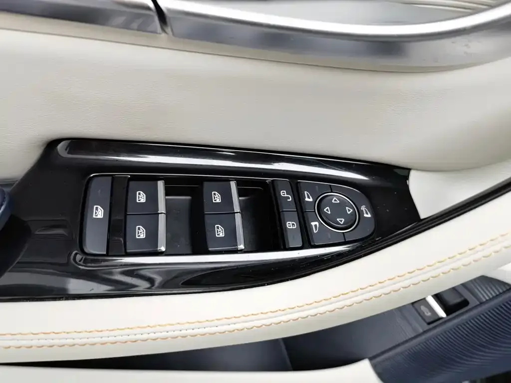 BYD Song PLUS PHEV 2021 DM-i 110KM Flagship — Фото автомобиля 9
