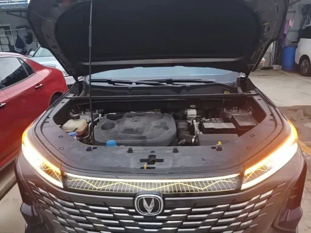 Changan Changan CS75 PLUS 2023 3rd Gen 1.5T Auto Premium — Фото автомобиля 19