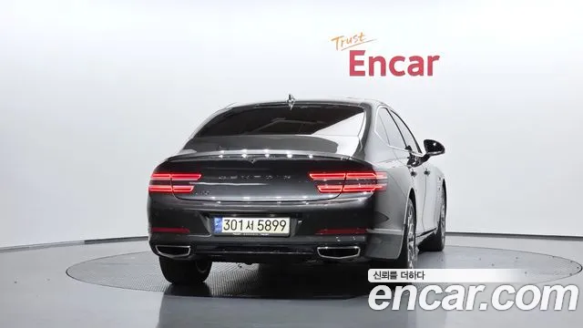 Genesis G80 RG3 — Фото автомобиля 3