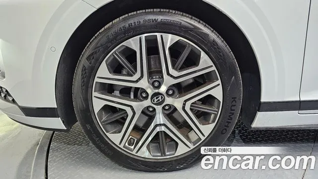 Hyundai Grandeur Grandeur (GN7) — Фото автомобиля 5