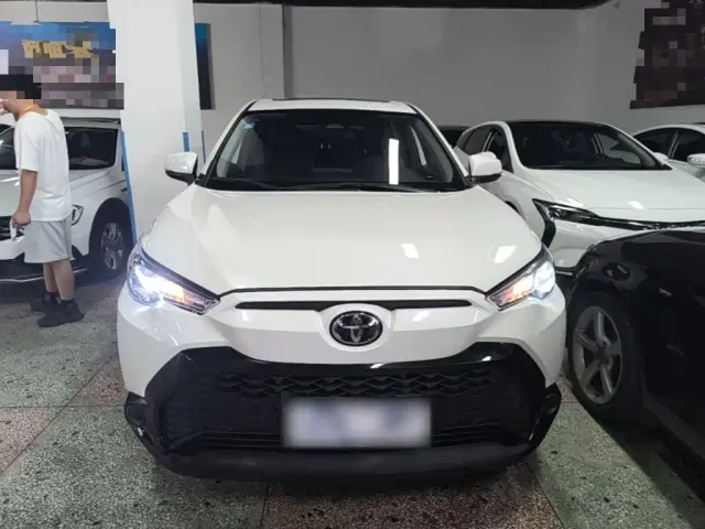 Toyota Frontlander — Фото автомобиля 2