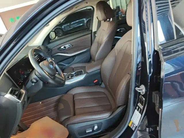 BMW i3 — Фото автомобиля 14