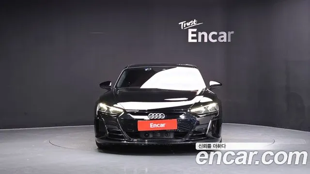 Audi e-tron GT — Фото автомобиля 3