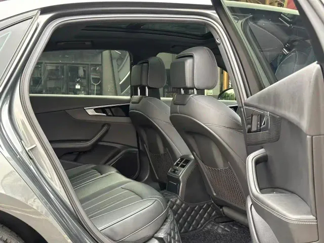Audi A4L — Фото автомобиля 12
