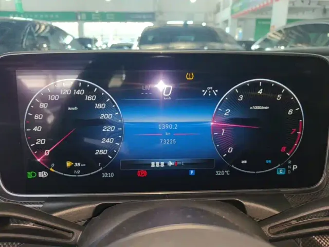 Mercedes-Benz C-Class — Фото автомобиля 11