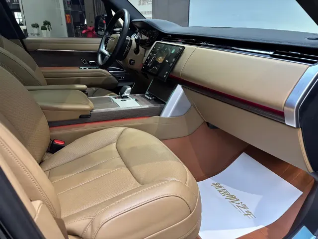 Land Rover Range Rover — Фото автомобиля 13