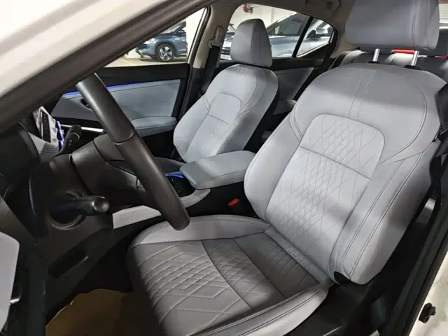 Nissan Sylphy — Фото автомобиля 14