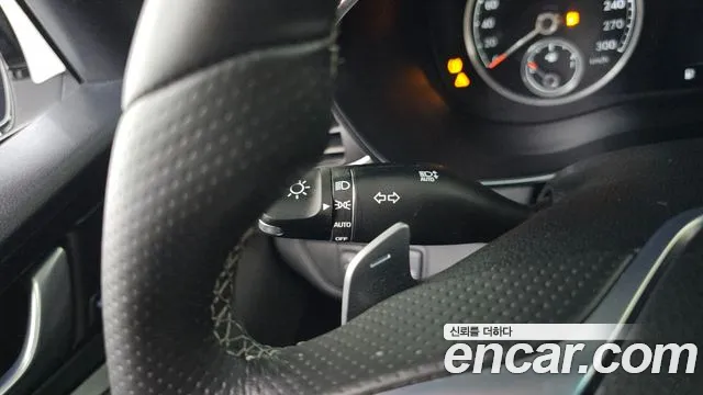 Genesis G70 — Фото автомобиля 27