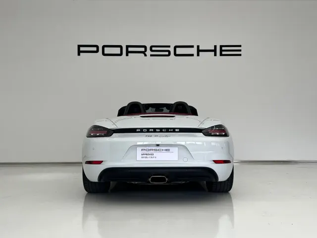 Porsche 718 — Фото автомобиля 6