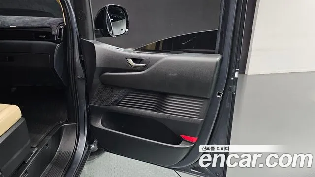 Hyundai Staria — Фото автомобиля 14
