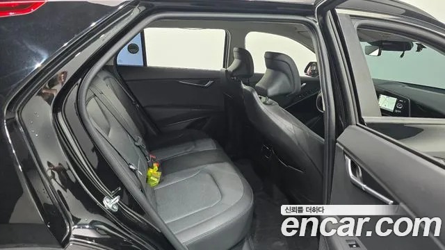 Kia Niro All Niro EV Air — Фото автомобиля 11