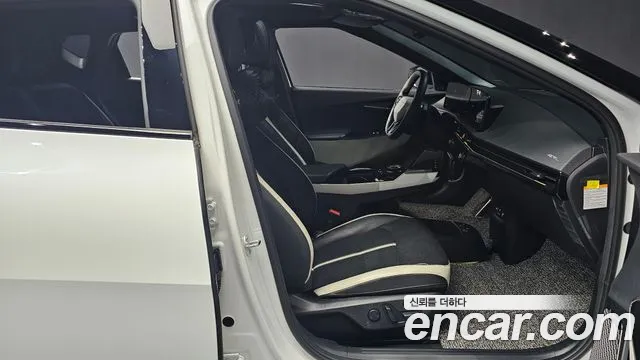 Kia EV6 EV6 (New) — Фото автомобиля 11