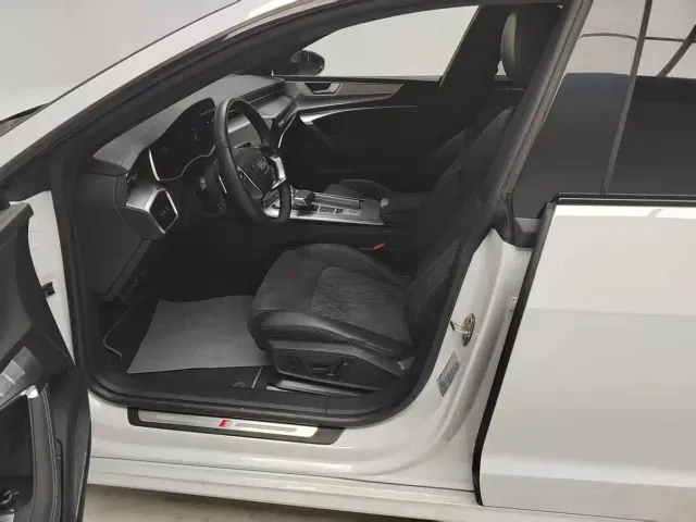 Audi A7L — Фото автомобиля 12