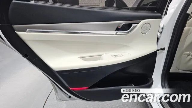 Hyundai Grandeur Grandeur (New) — Фото автомобиля 14