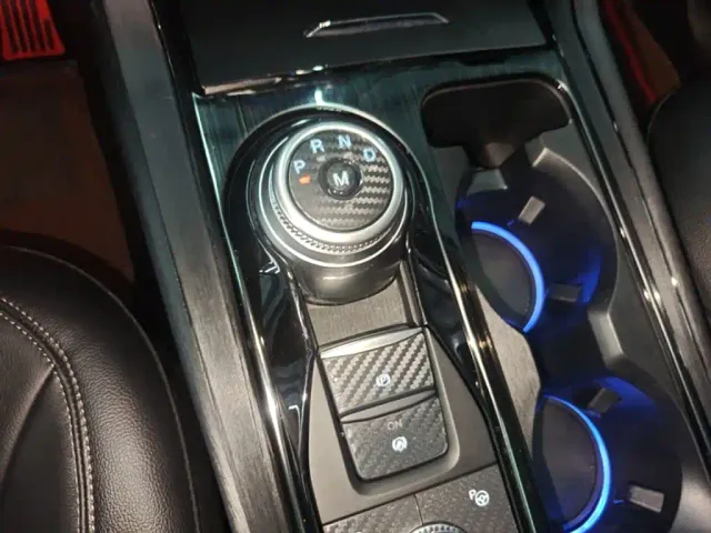 Ford Explorer — Фото автомобиля 13