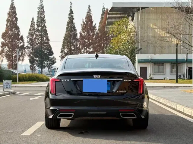 Cadillac CT5 — Фото автомобиля 8
