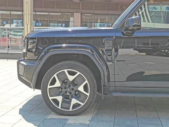 iCAR V27 — Фото автомобиля 8